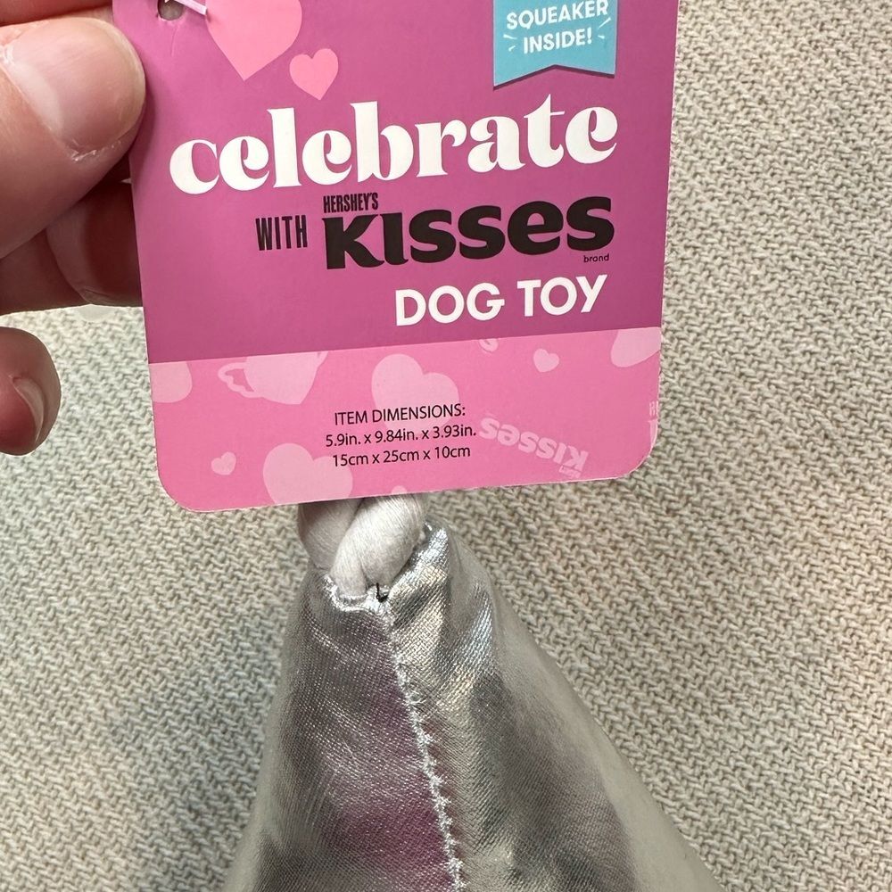 Hershey Kisses Dog Toy NWT Valentine Gift Puppy Pet Squeaky - Picture 3 of 4
